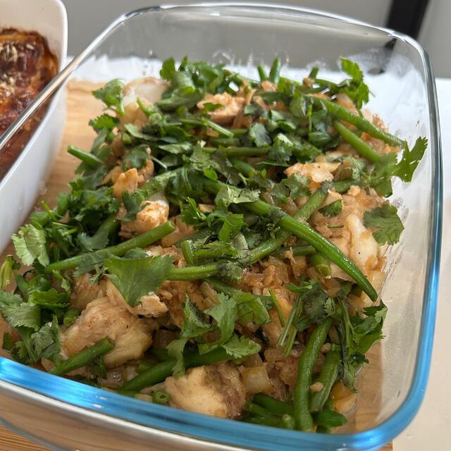 Sauté de cabillaud et pois gourmands à la thaï